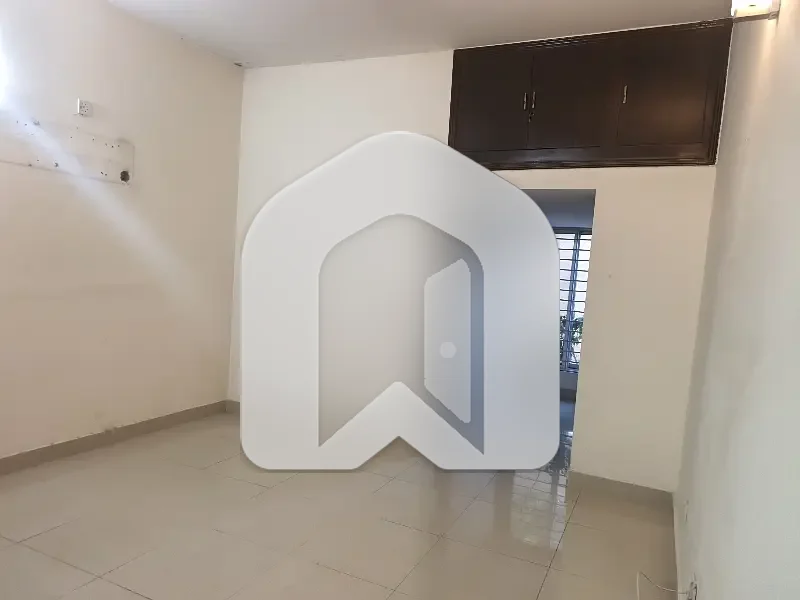 F10 Uppar Portion 4 Bedroom 4 Bath Tile Flooring, photo 9