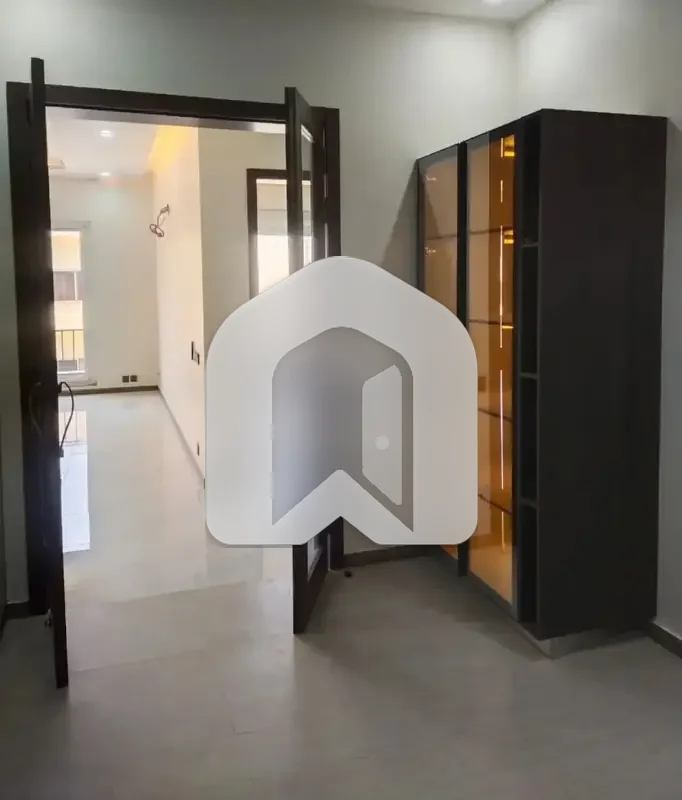 1 kanal luxury corner house with installed solar system, photo 3