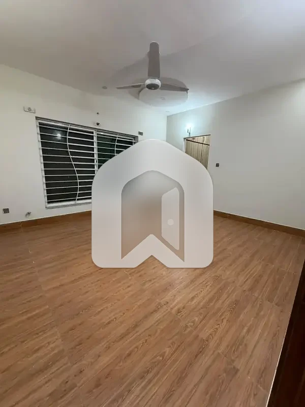 1 kanal luxury corner house with installed solar system, photo 10
