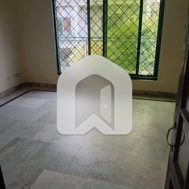 Upper Portion For Rent, photo 4