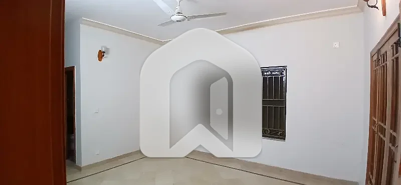 1 Kanal Upper Portion Available For Rent In Korang Town Modren House, photo 7