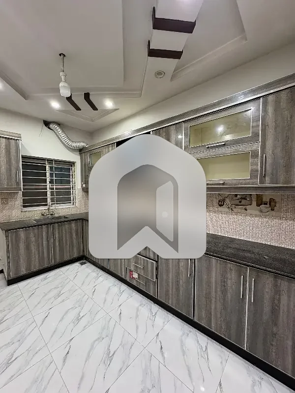 14 Marla Upper Portion Available For Rent In CBR Town Phase 1 Block C, photo 9