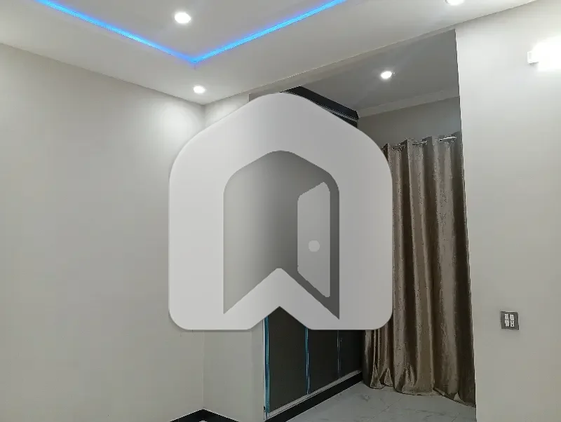 10 Marla Upper Portion Available For Rent In Pakistan Town Phase 1 Like Brand New, photo 13