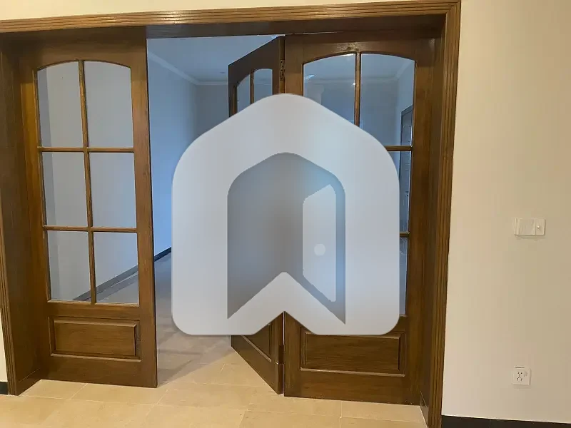 14 Marla Upper Portion For Rent, photo 11