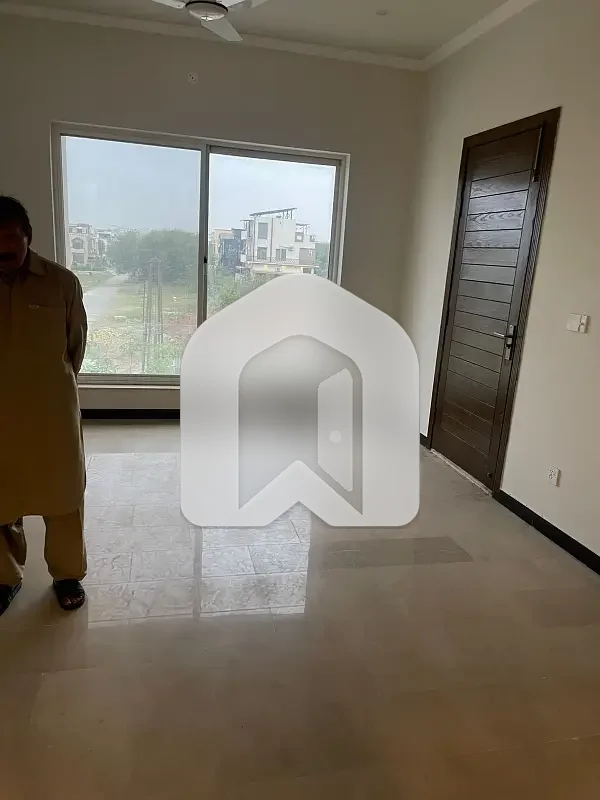 14 Marla Upper Portion For Rent, photo 10