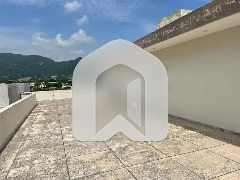 E-11 ISLAMABAD 10 Marla Upper Portion For Rent 3bed With Washroom Drawing Dining Tvl Kichen Servant Room Parking Gas Electric, photo 6