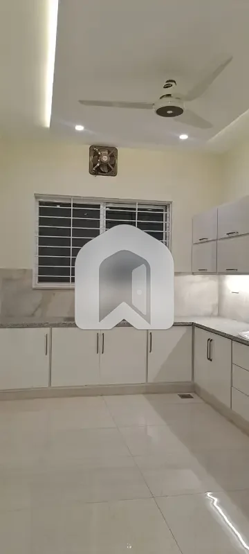 D-12 Islamabad 4080 Upper Portion For Rent 3bed With Washroom D/D Tvl Kichen Room Gas Electric Parking, photo 15