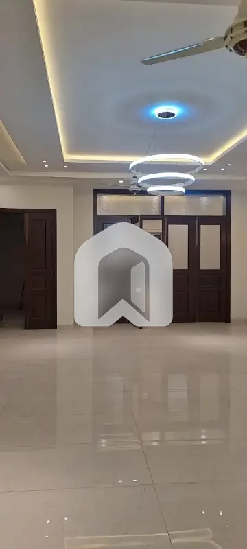 D-12 Islamabad 4080 Upper Portion For Rent 3bed With Washroom D/D Tvl Kichen Room Gas Electric Parking, photo 4