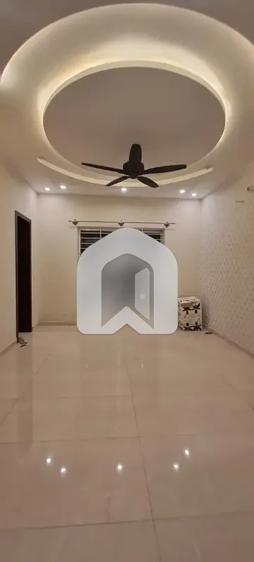 D-12 Islamabad 4080 Upper Portion For Rent 3bed With Washroom D/D Tvl Kichen Room Gas Electric Parking, photo 14