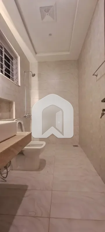 D-12 Islamabad 4080 Upper Portion For Rent 3bed With Washroom D/D Tvl Kichen Room Gas Electric Parking, photo 10