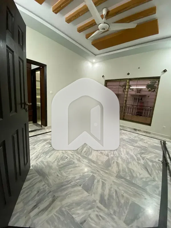 D-12 Islamabad 14 Marla Upper Portion For Rent, photo 8