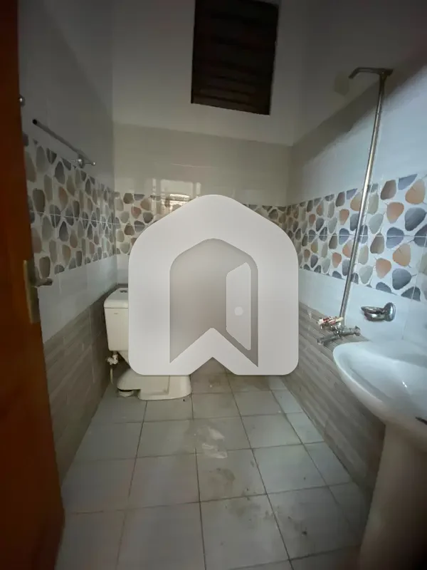D-12 Islamabad 14 Marla Upper Portion For Rent, photo 12