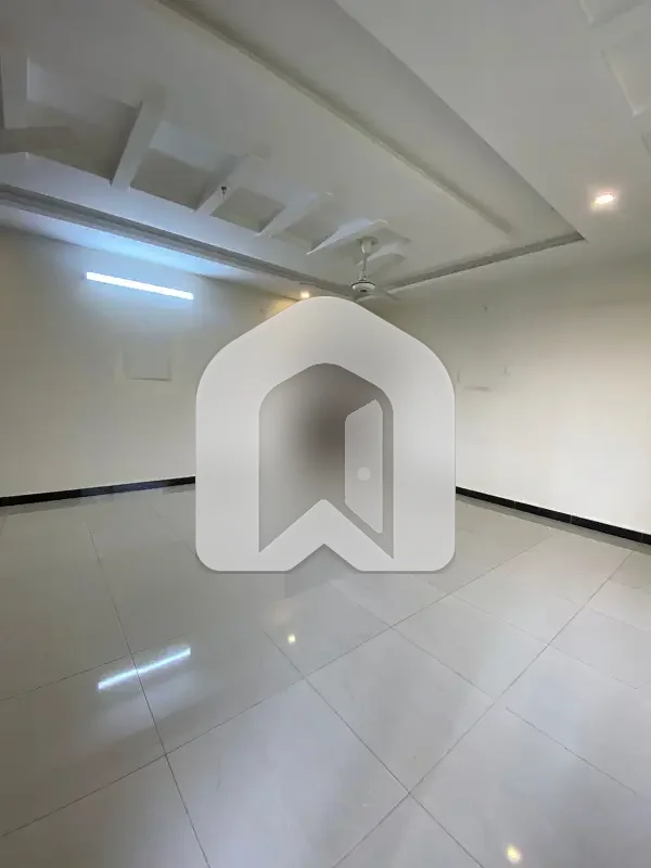 D-12 Islamabad 4080 Upper Portion For Rent 3bed With Washroom Drawing Dining Tvl Kichen No Mumty Parking Gas Electric Metr Sept, photo 23