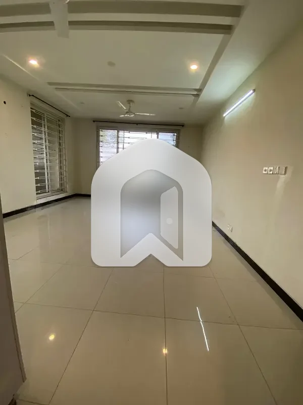 D-12 Islamabad 4080 Upper Portion For Rent 3bed With Washroom Drawing Dining Tvl Kichen No Mumty Parking Gas Electric Metr Sept, photo 21