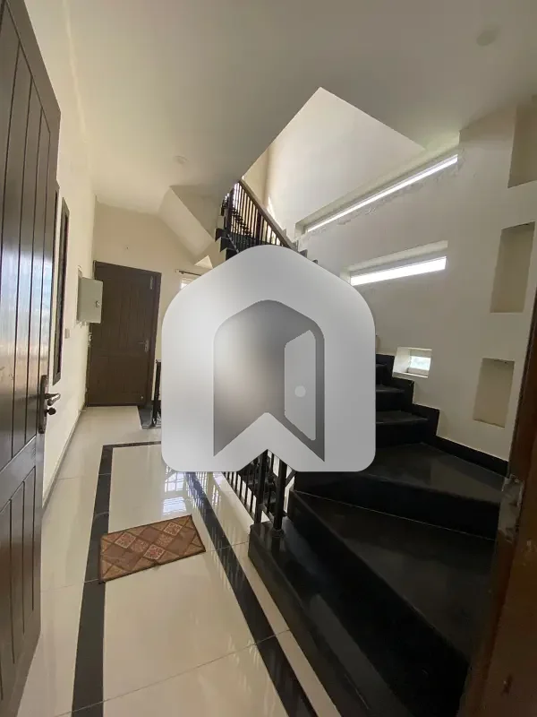 D-12 Islamabad 4080 Upper Portion For Rent 3bed With Washroom Drawing Dining Tvl Kichen No Mumty Parking Gas Electric Metr Sept, photo 26