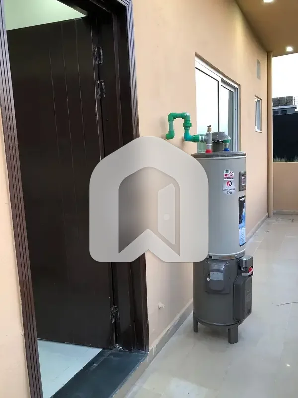 D-12 Islamabad 10 Marla Brand New Luxury Upper Portion For Rent 3bed With Washroom Drawing Dining Tvl Kichen No Servant Parking, photo 11