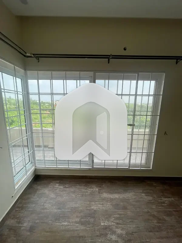 D-12 Islamabad 10 Marla Brand New Luxury Upper Portion For Rent 3bed With Washroom Drawing Dining Tvl Kichen No Servant Parking, photo 6