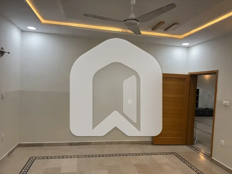 1 Kanal Beautiful House Upper Portion Is Available For Rent In Soan Garden Islamabad, photo 14