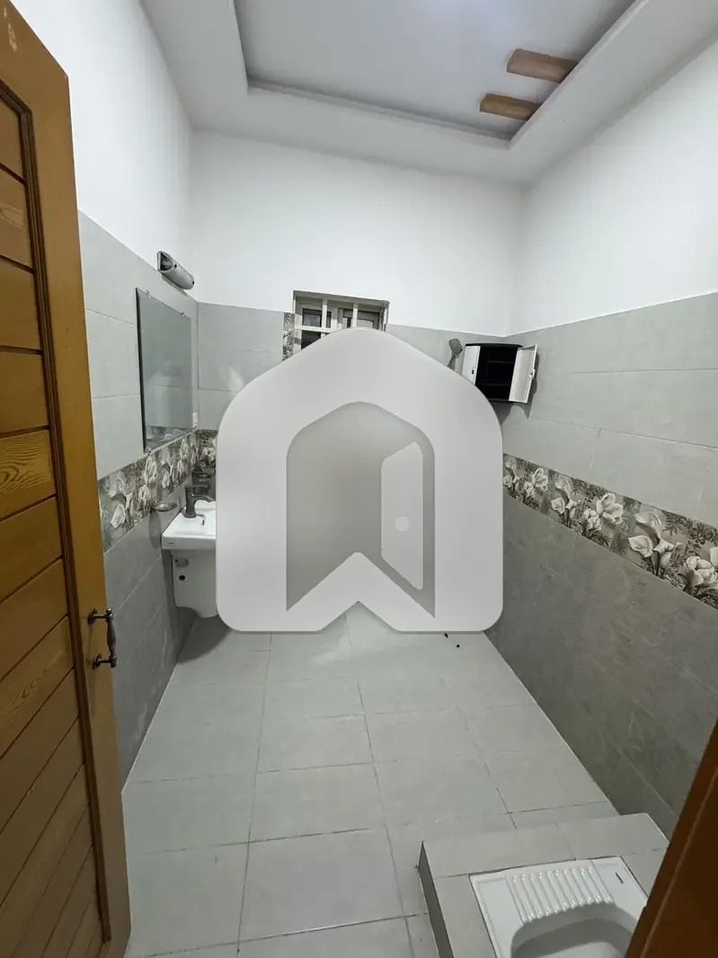 1 Kanal Beautiful House Upper Portion Is Available For Rent In Soan Garden Islamabad, photo 5