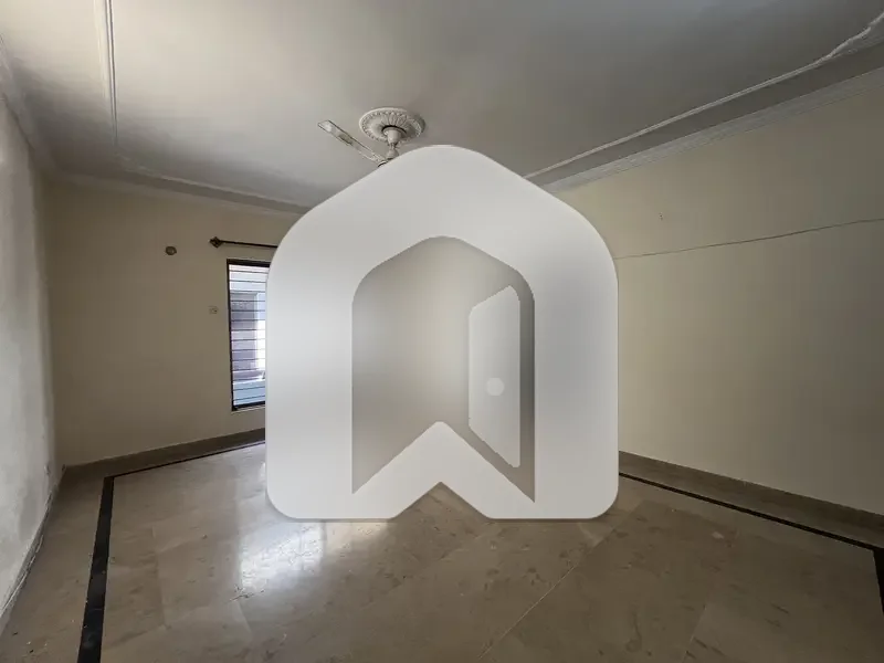 1 Kanal Upper Portion Available For Rent In G-14/4 Islamabad, photo 6