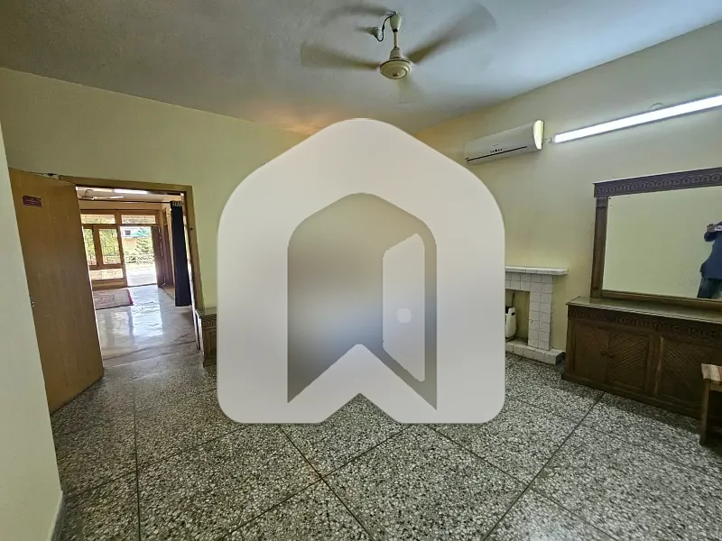 FULLY FURNISHED UPPER PORTION FOR RENT IN F-6, photo 11