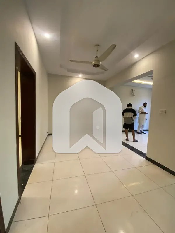 5Marla Upper Portion For Rent 2 Bed With Washroom Drawing Lounge Kichen Servant Room Gas Electric, photo 2
