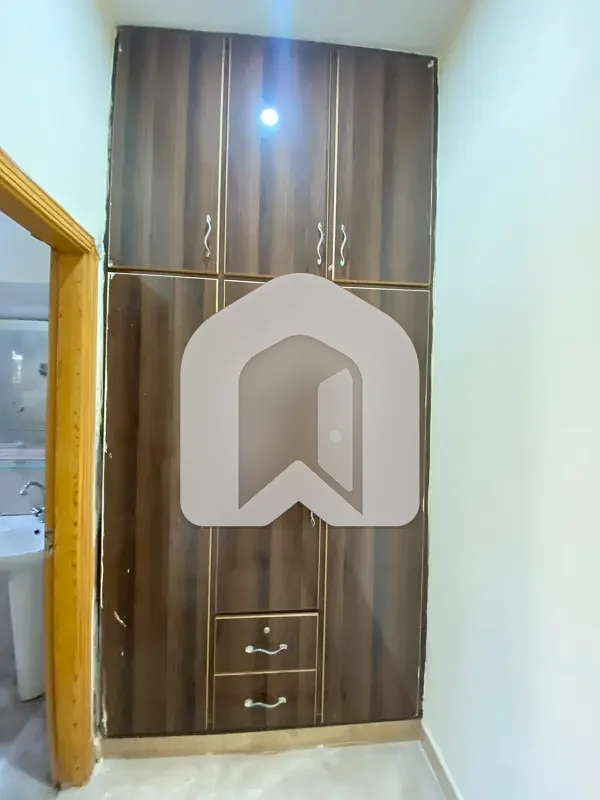 4Marla Upper Portion For Rent 2bed With Washroom Dining Open Mumty, photo 10