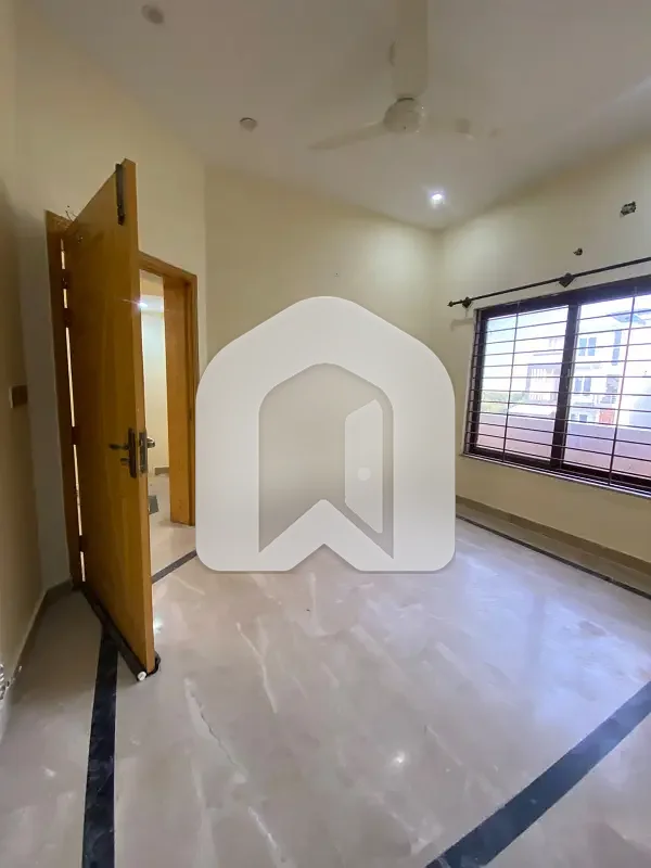 4Marla Upper Portion For Rent 2bed With Washroom Dining Open Mumty, photo 15