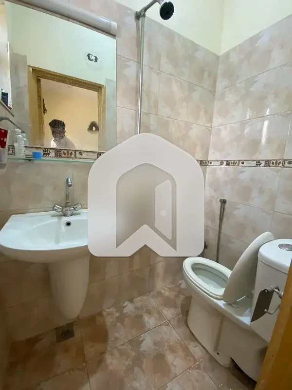 4Marla Upper Portion For Rent 2bed With Washroom Dining Open Mumty, photo 6