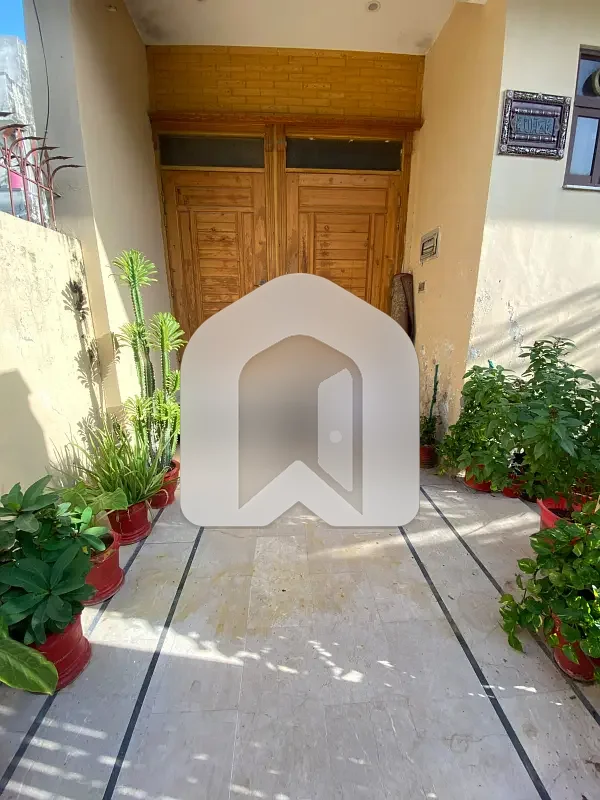 4Marla Upper Portion For Rent 2bed With Washroom Dining Open Mumty, photo 2