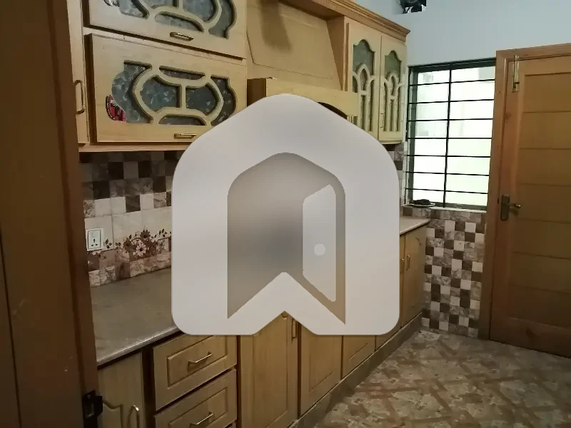 25x40 Upper Portion For Rent In G-13