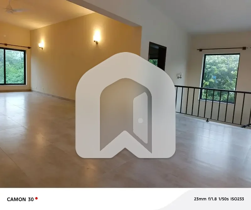 UPPER PORTION FOR RENT IN F-8, photo 4