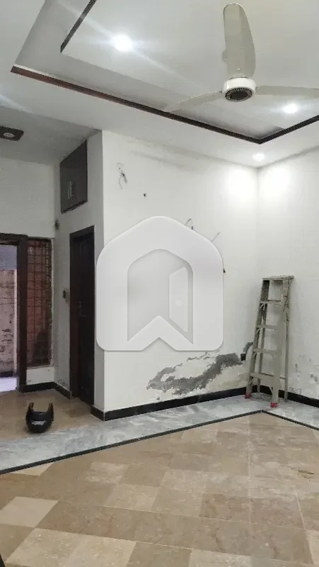 MPCHS MULTI GARDEN B17 ISLAMABAD 8 Marla Upper Portion, photo 7