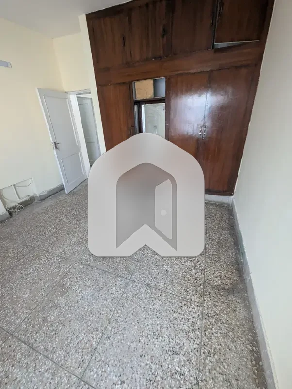 2 Rooms Portion For Rent At G-10, photo 3