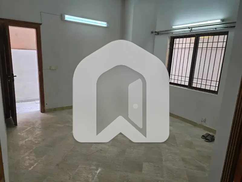 Upper Portion Available For Rent, photo 4