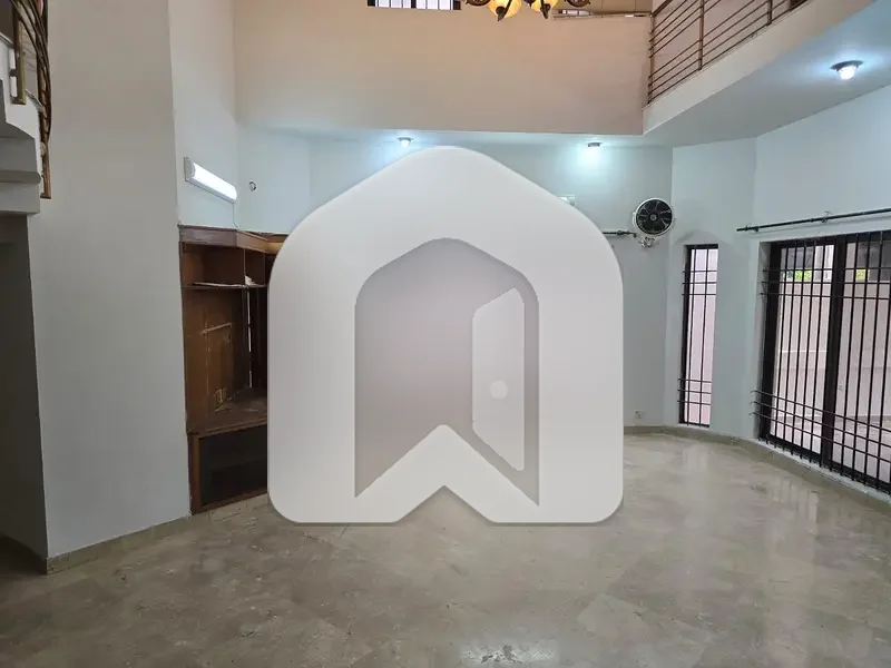 Upper Portion Available For Rent, photo 5