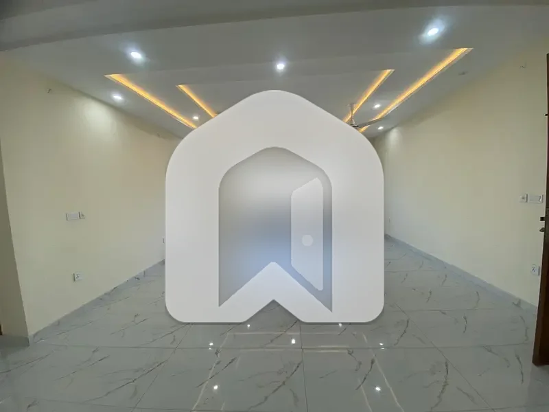 1 Kanal Brand New Upper Portion Available For Rent In DHA 2 Islambad, photo 6
