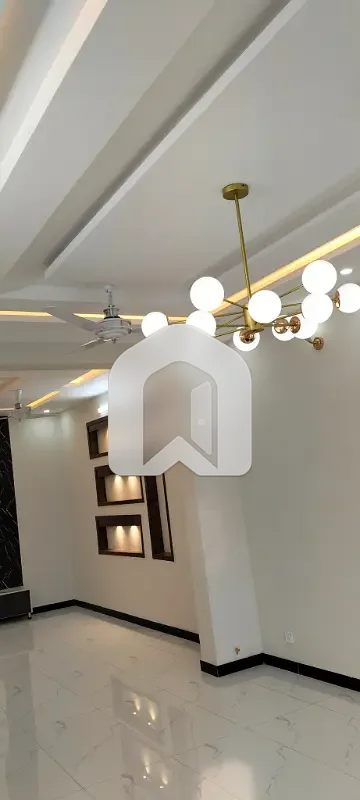 G-15 Size 1 Kanal Upper Portion For Rent Beautiful Designer House Prime Location, photo 8