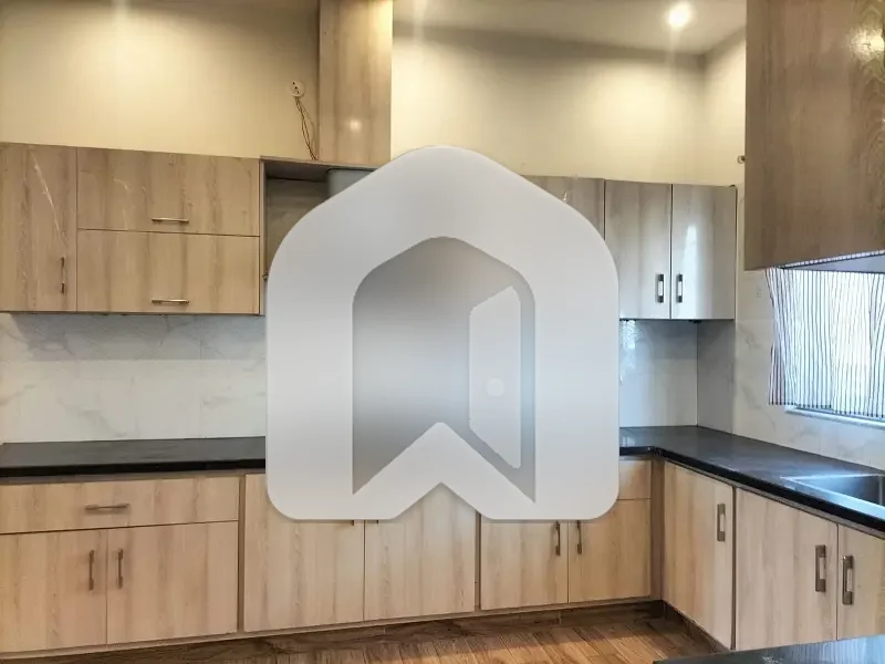 1 Kanal Upper Portion Available For Rent, photo 22