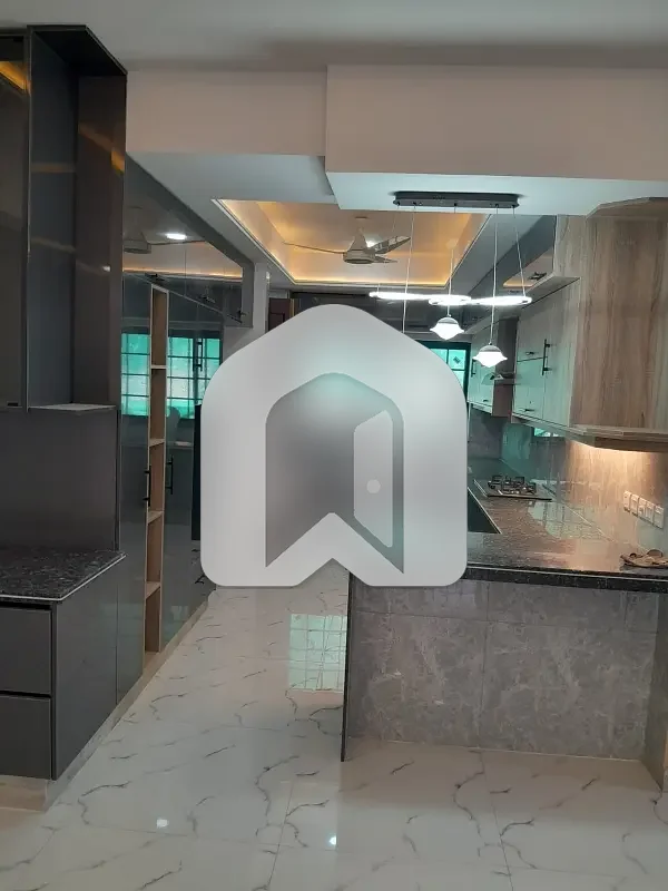 1 Kanal Upper Portion Available For Rent, photo 12