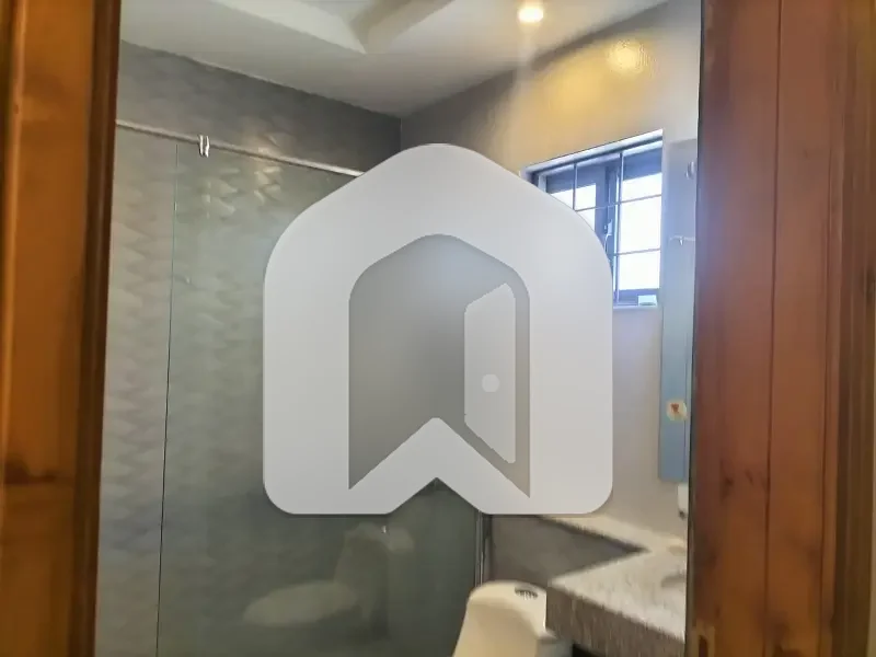 1 Kanal Upper Portion Available For Rent, photo 17