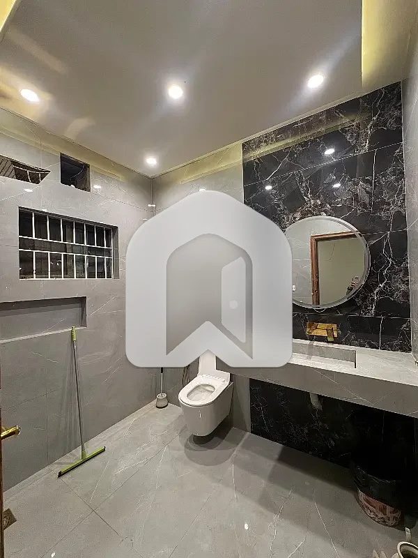 A Beautiful Upper Portion For Rent Ideal Location, photo 8