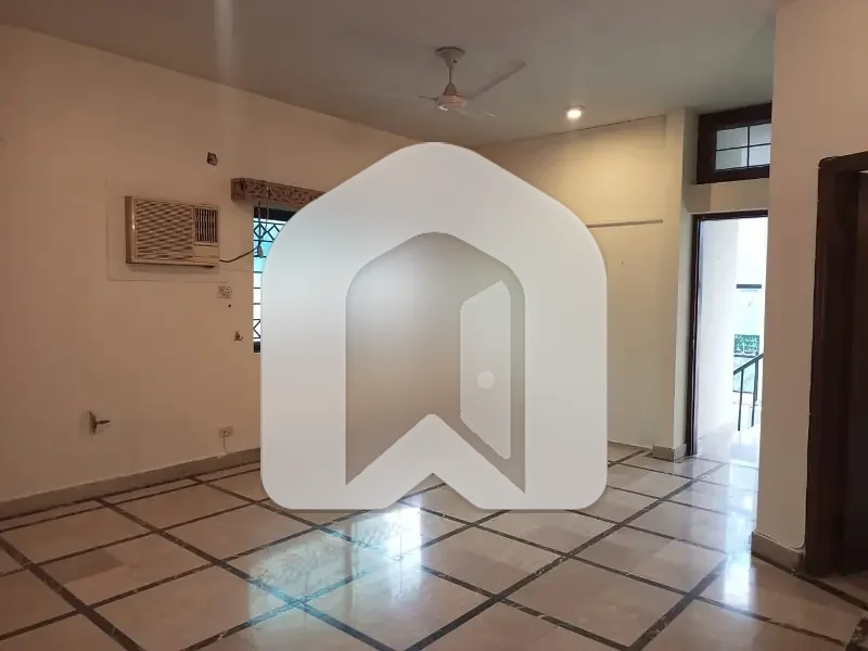 A Upper Portion For Rent In F10 Ideal Location All Marble Flooring Near To Market Close To Double Road, photo 5