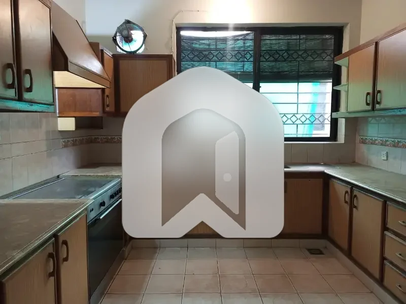 A Upper Portion For Rent In F10 Ideal Location All Marble Flooring Near To Market Close To Double Road, photo 2
