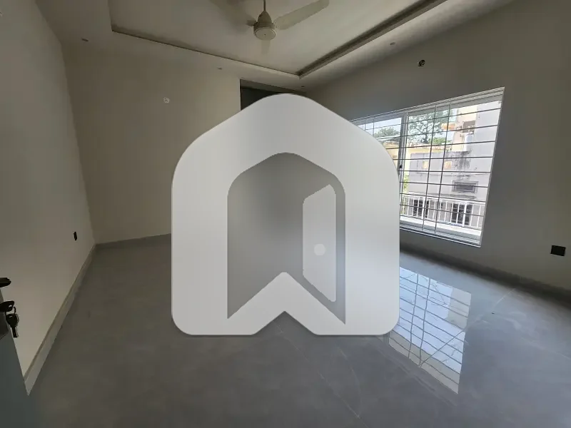 2 KANAL UPPER PORTION FOR RENT IN F-8, photo 9