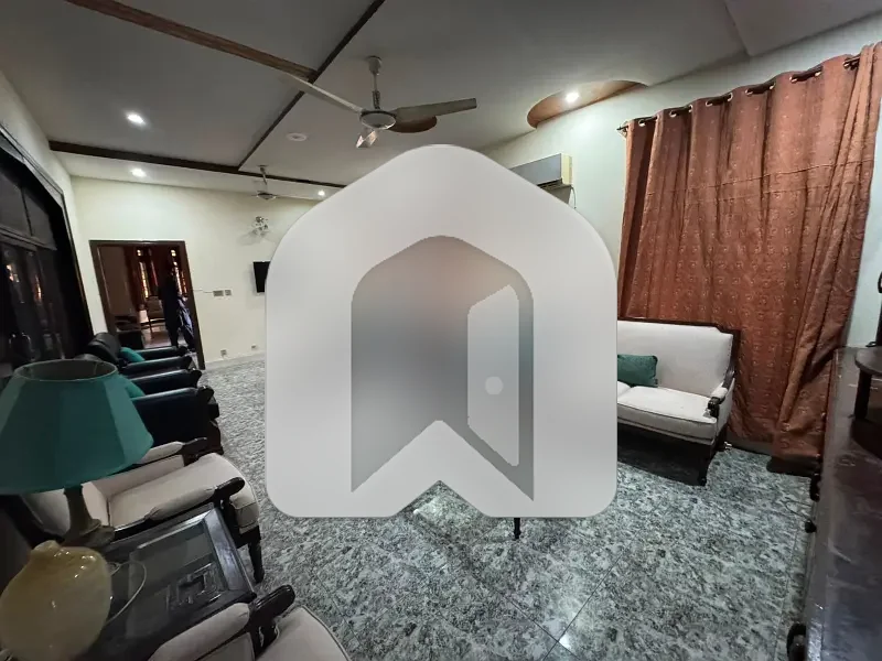 UPPER PORTION FOR RENT IN F-10, photo 3