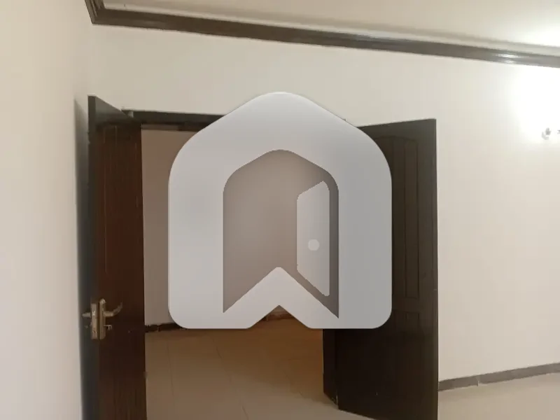 Upper Portion For Rent Prime Location, photo 10