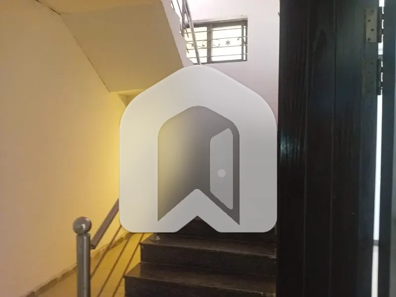 Upper Portion For Rent Prime Location, photo 2