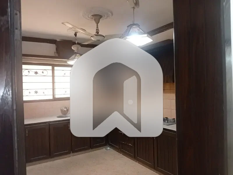 Upper Portion For Rent Prime Location, photo 9