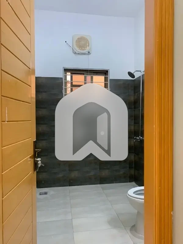 1 Kanal Upper Portion For Rent In Banigala, photo 4